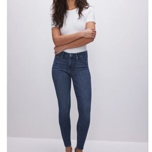 Good American Good Legs Skinny Jeans